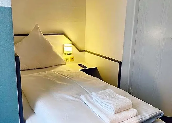 Hotel Kraeme Am Roemer - Self Check In 3*