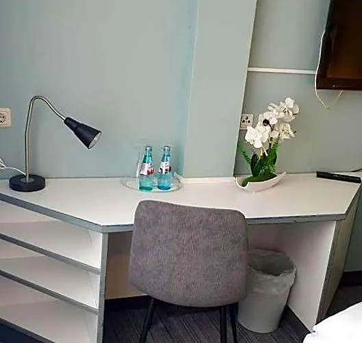 Kraeme Am Roemer - Self Check In Hotel 3*