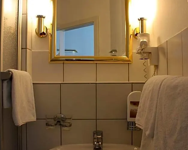 Hotel Kraeme Am Roemer - Self Check In Francoforte sul Meno